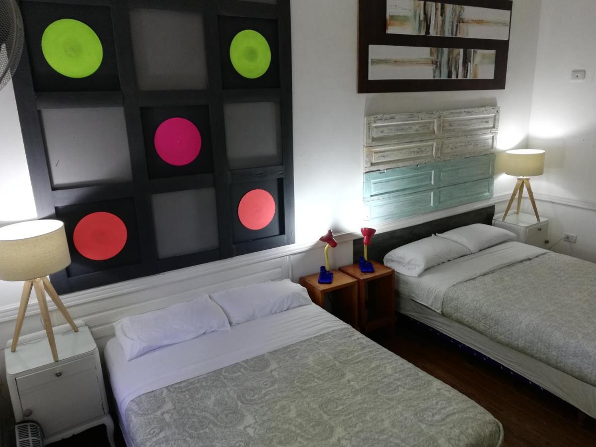 Hotel Boutique Casablanca Adrogue Buitenkant foto